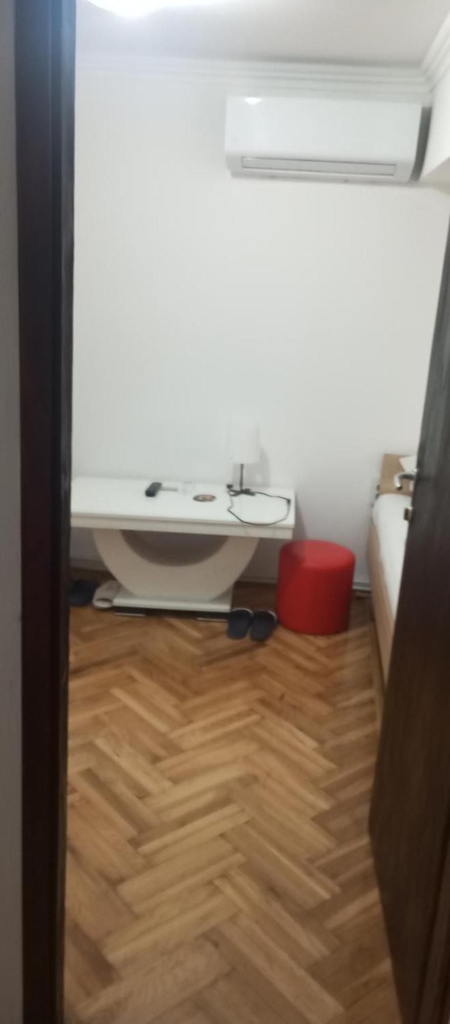 Airport Md Rooms 2 베오그라드 외부 사진